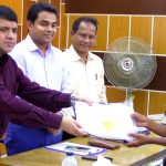 লক্ষ্মীপুরে ১৫০০ শিক্ষার্থীর মাঝে স্কুলড্রেস বিতরণ