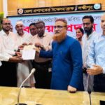 ‎লক্ষ্মীপুরে ৮ বছর পর প্রাপ্য টাকা পেলেন পৌর কর্মীরা